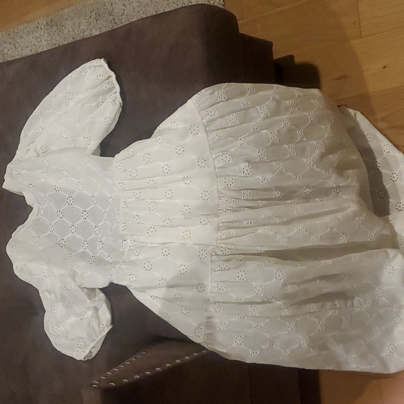 Zara textured voluminous open back dress - Picture 10 of 10